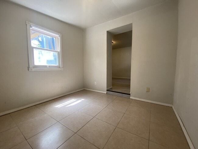 474 Elm Ave in Norman, OK - Building Photo - Building Photo