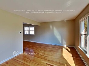 8150 McVicker Ave in Burbank, IL - Building Photo - Building Photo