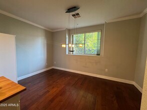 4455 E Paradise Vlg Pkwy S in Phoenix, AZ - Building Photo - Building Photo