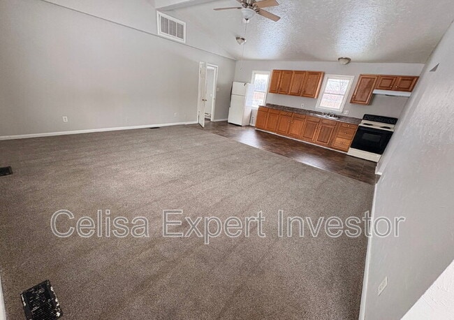 6832 Autumn View Dr in Fort Wayne, IN - Building Photo - Building Photo