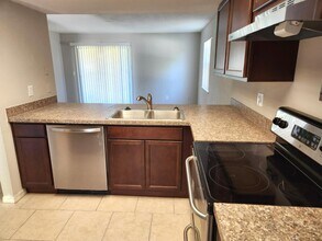 103 Booth Ln in Kissimmee, FL - Building Photo - Building Photo