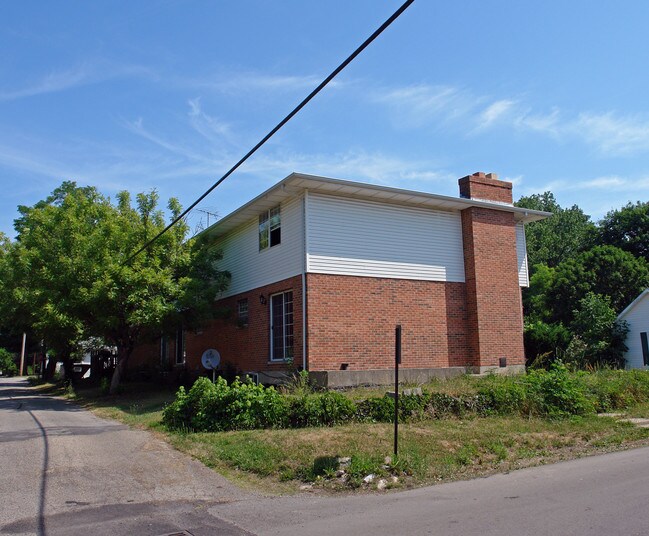 36 Elm St in Cedarville, OH - Building Photo - Building Photo