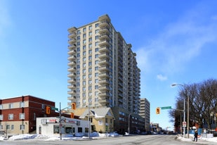 Regency in Kitchener, ON - Building Photo