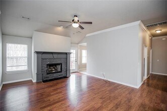 2803 Foxwood Dr in Springdale, AR - Building Photo - Building Photo
