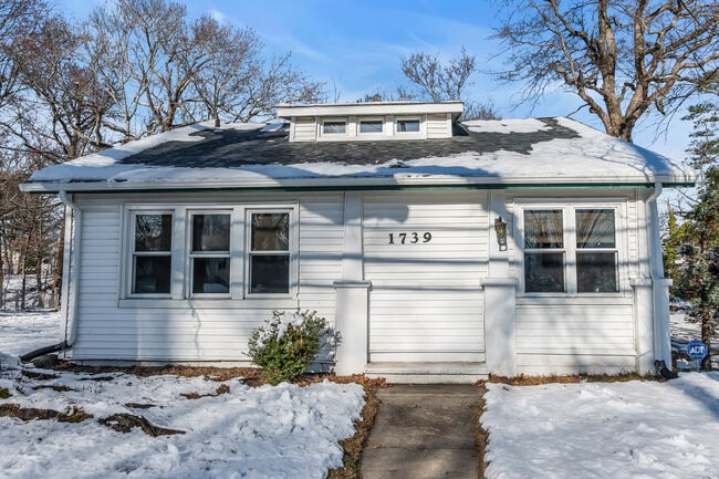 property at 1739 Asbury Ave