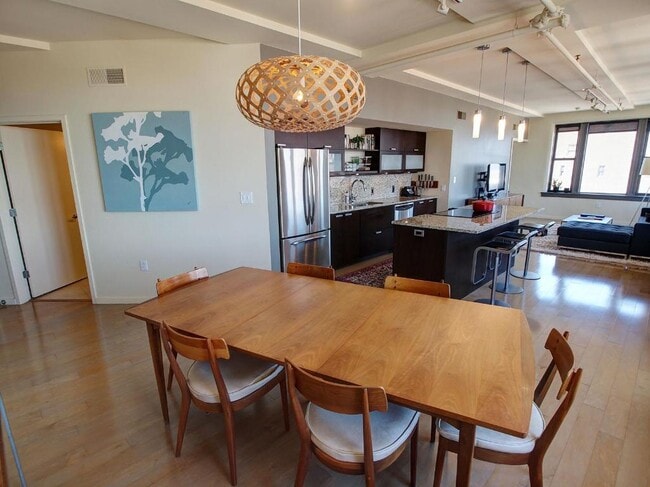 915 Olive St in St. Louis, MO - Foto de edificio - Building Photo