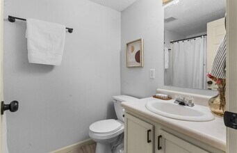 2352 Catskill Ct in Iowa City, IA - Building Photo - Building Photo