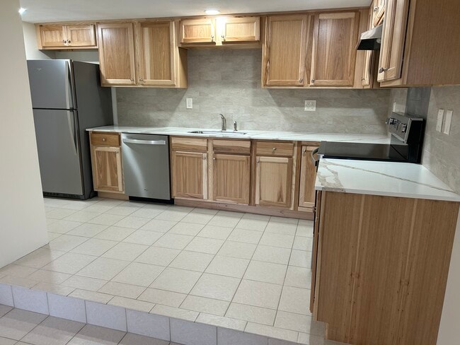 182-186 Marlborough St