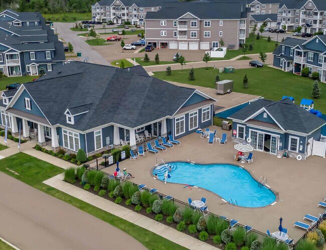 Heron Pointe  Apartments in Grand Island, NY - Building Photo - Building Photo