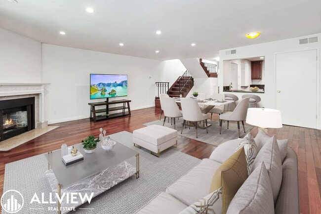 property at 1768 Glendon Ave