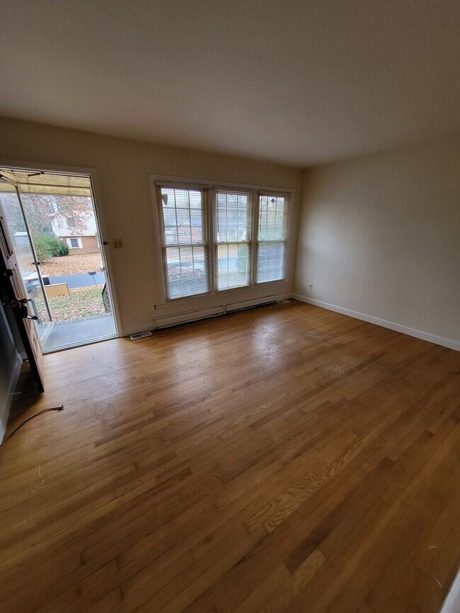 607 Derrydowne Dr in Charlotte, NC - Building Photo - Building Photo