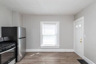 115 E Foraker St in Dayton, OH - Building Photo