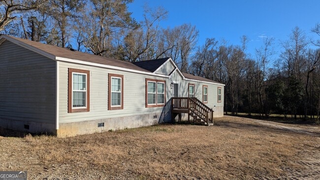 property at 7100 Knoxville Rd