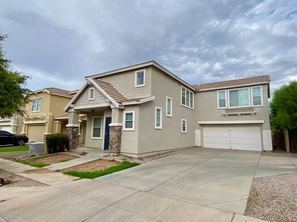 3926 W Carter Rd in Phoenix, AZ - Building Photo