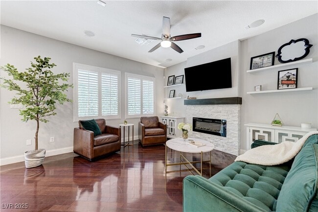 937 Ambrosia Dr in Las Vegas, NV - Building Photo - Building Photo