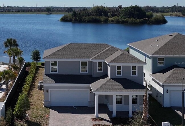 3099 Springbank Dr