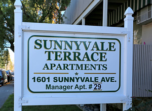 Sunnyvale Terrace Apartments in Walnut Creek, CA - Building Photo - Building Photo