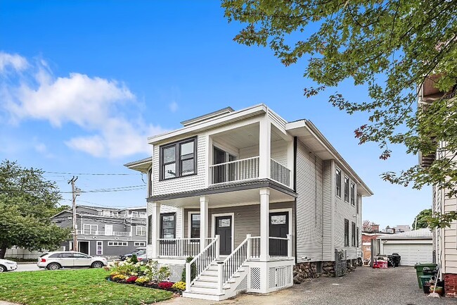 86 Cypress St in Watertown, MA - Building Photo - Building Photo