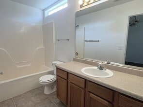 721 S Lantern Ridge in Nixa, MO - Building Photo - Building Photo