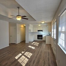 808 E Cambridge St in Springfield, MO - Building Photo - Building Photo