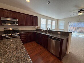 2505 Hibernica Ln in Sparks, NV - Building Photo - Building Photo