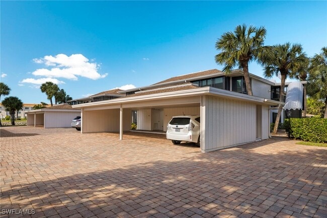 property at 3101 Riviera Dr