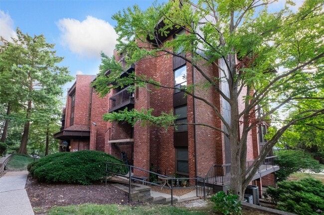 508 Coeur de Royale Dr