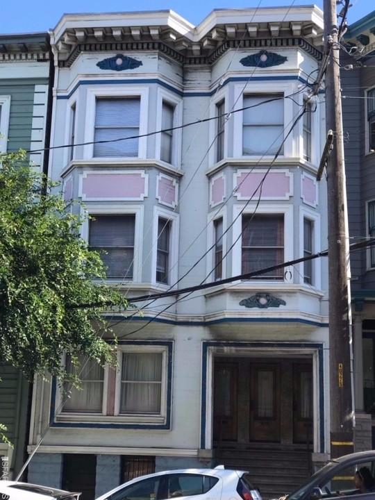 906-910 Stanyan St in San Francisco, CA - Building Photo