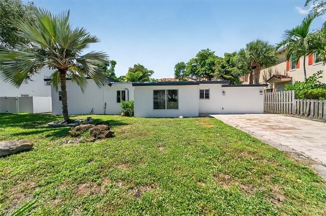 2612 Florida Blvd