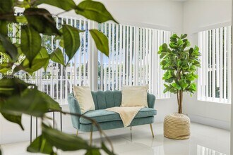 1924 SW 20th St in Miami, FL - Building Photo - Building Photo