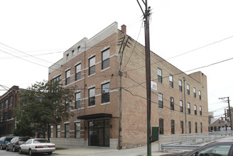 213 N Racine Ave in Chicago, IL - Building Photo - Building Photo