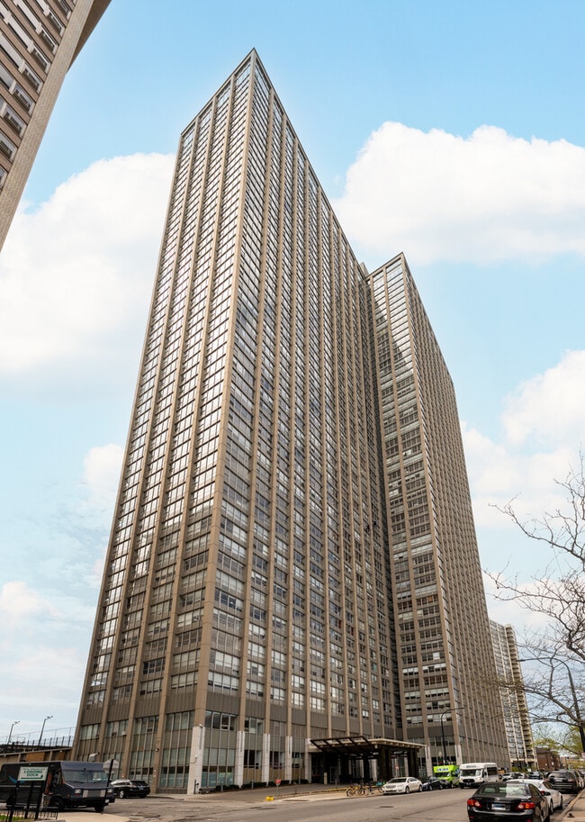 property at 655 W Irving Park Rd