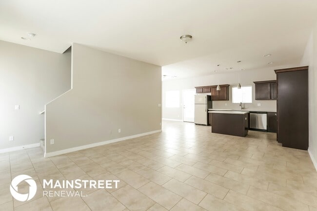 2000 N 36th St in Phoenix, AZ - Building Photo - Building Photo