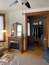 2243 W Augusta Blvd in Chicago, IL - Building Photo - Building Photo