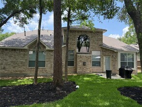 7 Cairn Oaks Pl in Spring, TX - Building Photo - Building Photo