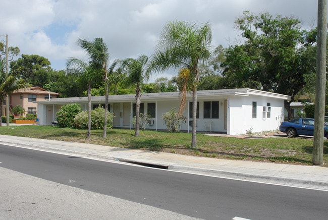 1551 Davie Blvd in Fort Lauderdale, FL - Building Photo - Building Photo