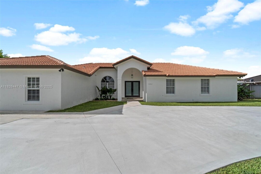 15862 SW 286th St in Homestead, FL - Building Photo