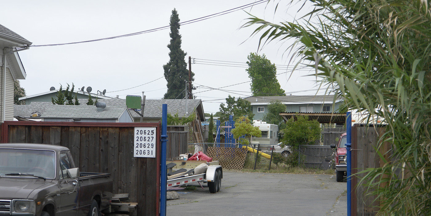 20625 Garden Ave in Hayward, CA - Building Photo