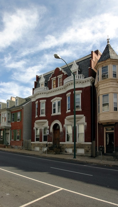 130 S Potomac St in Hagerstown, MD - Building Photo