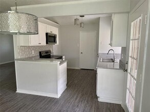 1213 Garden Terrace Dr in Irving, TX - Building Photo - Building Photo