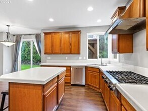 16037 SE Peace Ct in Happy Valley, OR - Building Photo - Building Photo