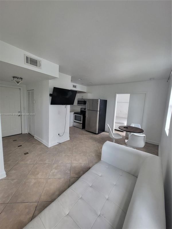 1008 Jefferson Ave in Miami Beach, FL - Building Photo - Building Photo