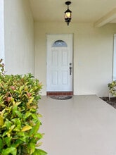 3421 NW 25th Terrace in Boca Raton, FL - Building Photo - Building Photo