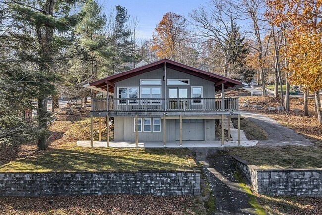 23 Laurie Ln in Westminster, MA - Building Photo - Building Photo