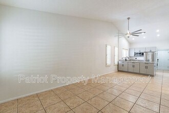 3316 E Crescent Ave in Mesa, AZ - Building Photo - Building Photo