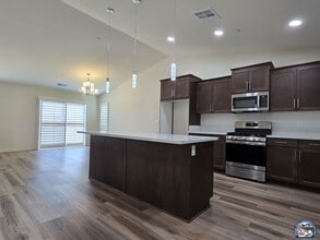 2403 Dale Ct in Imperial, CA - Building Photo - Building Photo