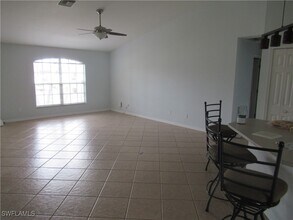 2856 SW 25th Ave in Cape Coral, FL - Building Photo - Building Photo