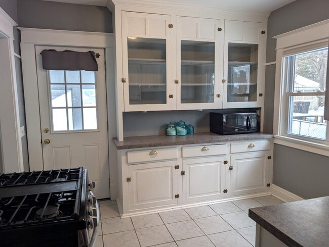 81 Church St in Lancaster, NY - Building Photo - Building Photo