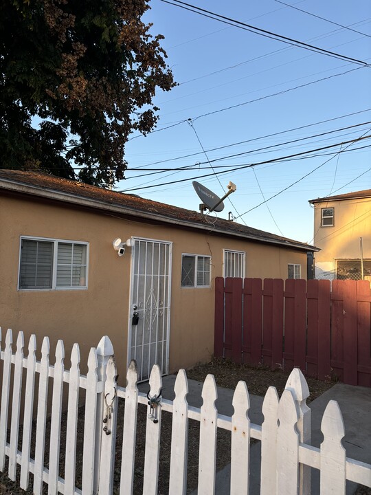 1929 C Ave in National City, CA - Building Photo