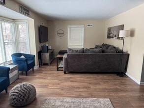 2524 W 109th Pl in Chicago, IL - Foto de edificio - Building Photo